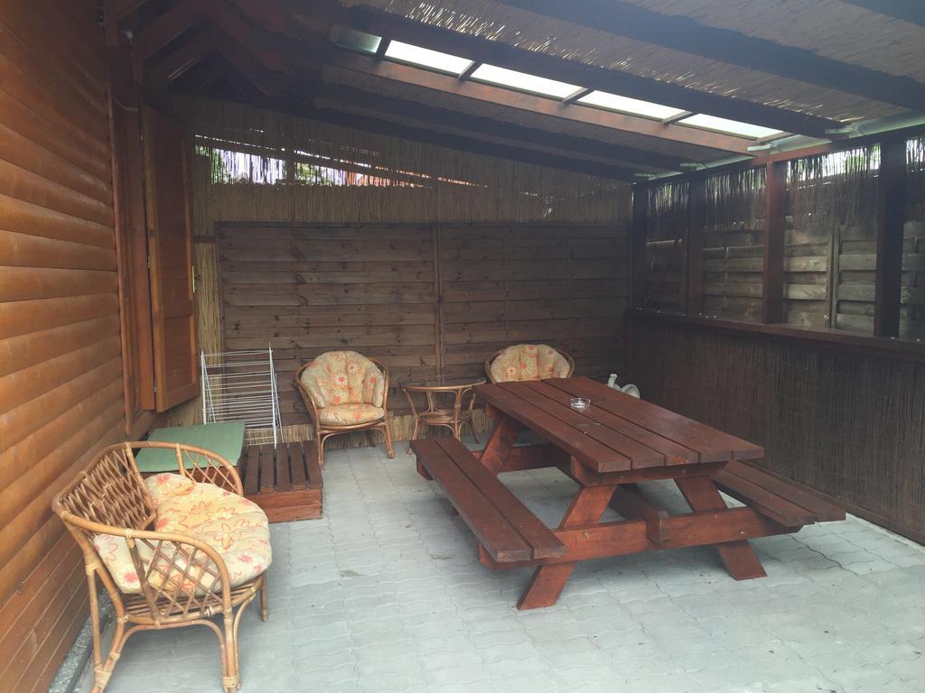Sulyom Panzio Apartment Tiszafured Exterior photo